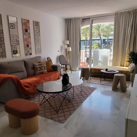 Nomad Andalus House Апартаменти *